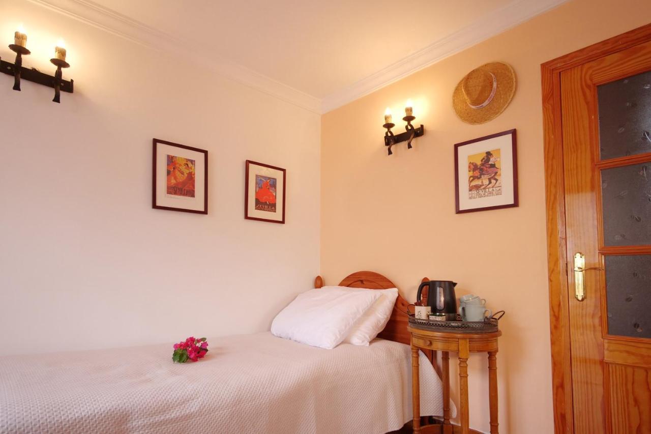 Casa Estrella De Salia Bed & Breakfast Alcaucin Exterior photo